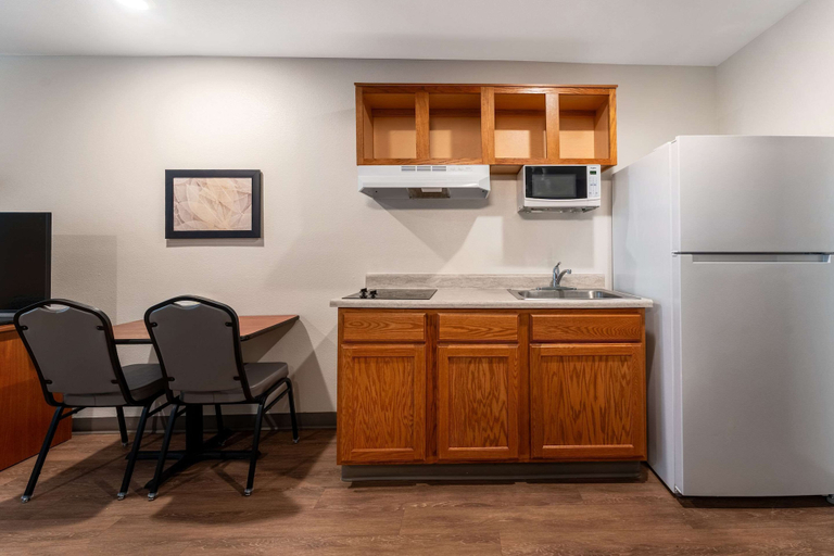 Others 5, WoodSpring Suites Johnson City, Washington