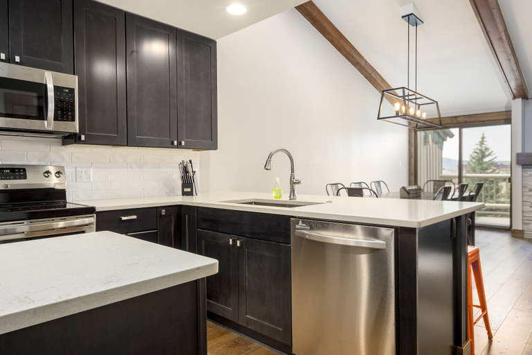 Private kitchen 5, Promontory 6 3 Bedroom Townhouse by RedAwning, Routt