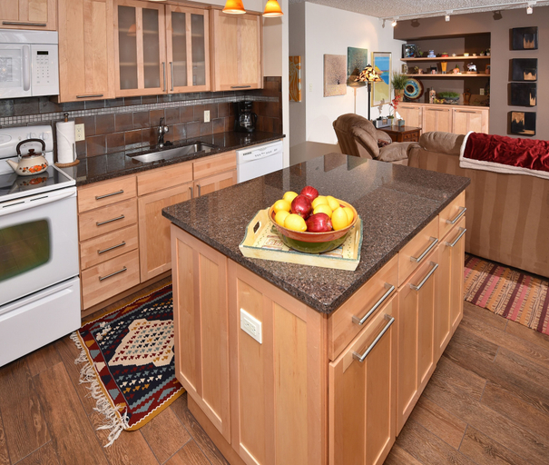 Private kitchen 4, Vantage Point 101 2 Bedroom Condo by RedAwning, Eagle