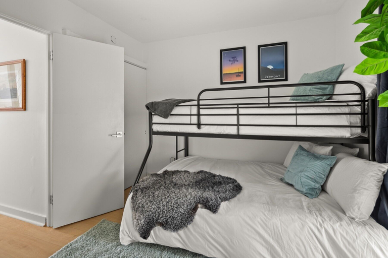 Bedroom 26