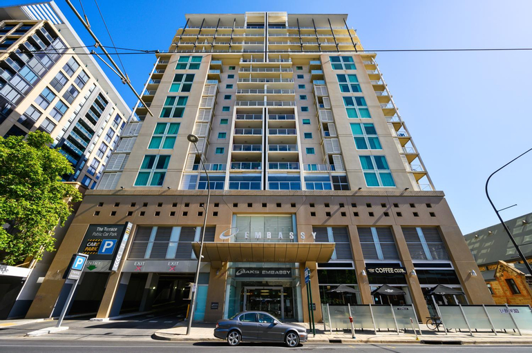 Swainson at Embassy, Adelaide