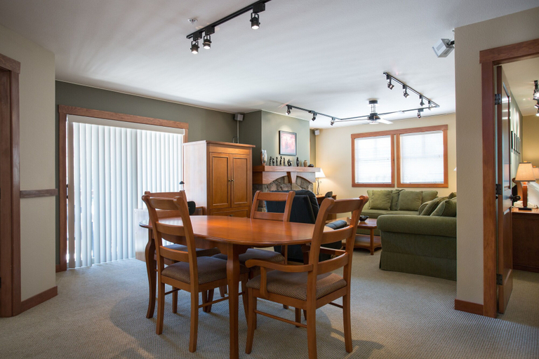 Dining 5, 1214 - Two Bedroom Standard Eagle Springs West 2 Condo by RedAwning, Salt Lake