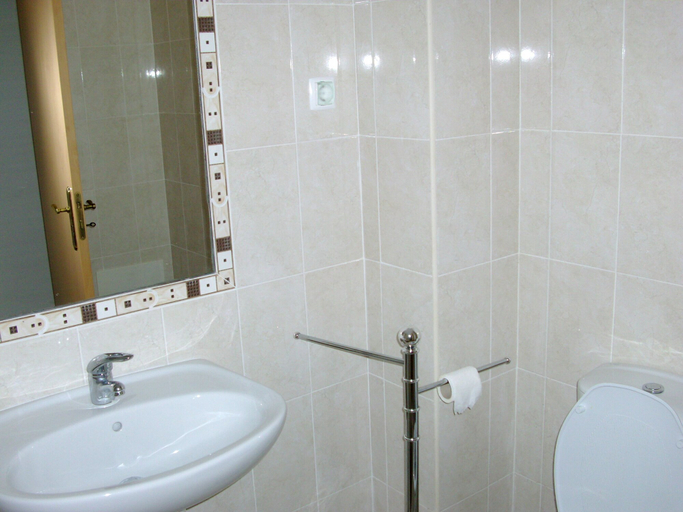 Bathroom 4, Deluxe Apartment with 2 Rooms H - 2 Br apts, Albufeira