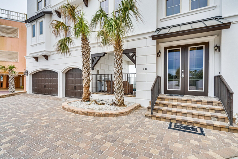 Exterior & Views 2, Ocean Front Escape 4 Bedroom Home by RedAwning, Walton