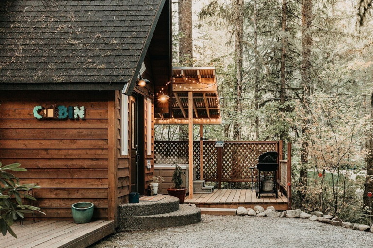 Property grounds 4, Glacier Springs – Cabin #16 - 1Br Cabin, Whatcom