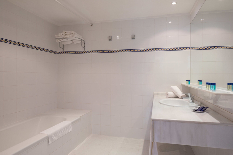 Bathroom 4, htop Caleta Palace, Girona
