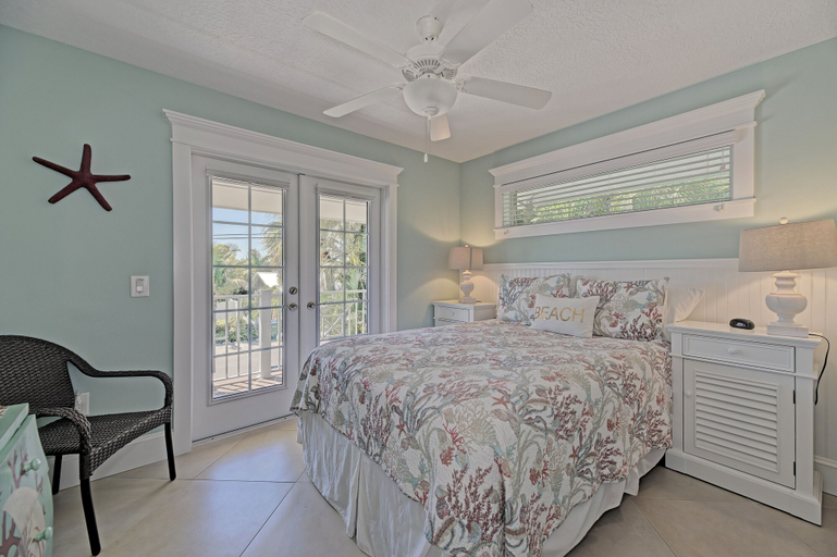 Bedroom 3, Oasis by the Beach managed by the Beach Retreats, Manatee