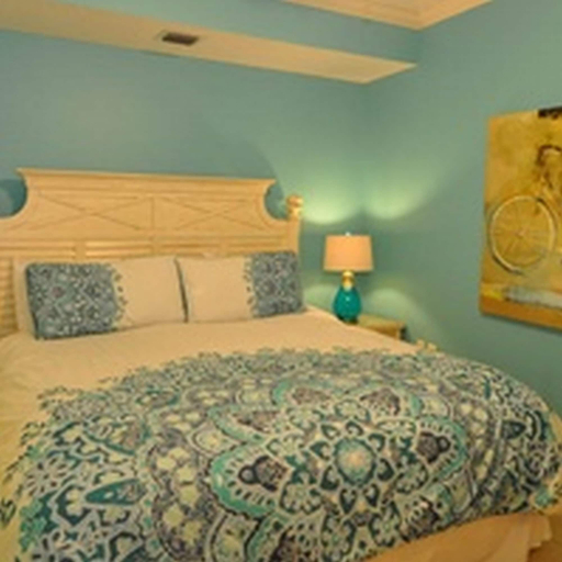 Room 4, Phoenix on the Bay 2 by Brett Robinson Vacations, Baldwin