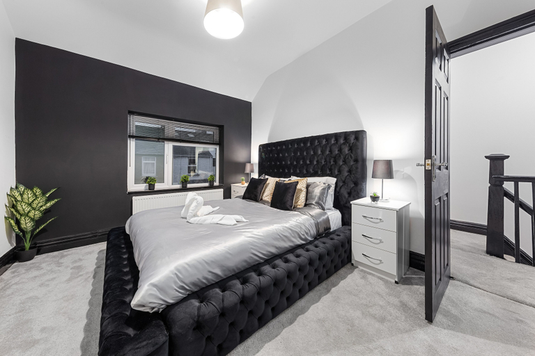Bedroom 3, 2 Bed Flat - Sleeps 8 - Pets - Parking - Wifi, Blackpool