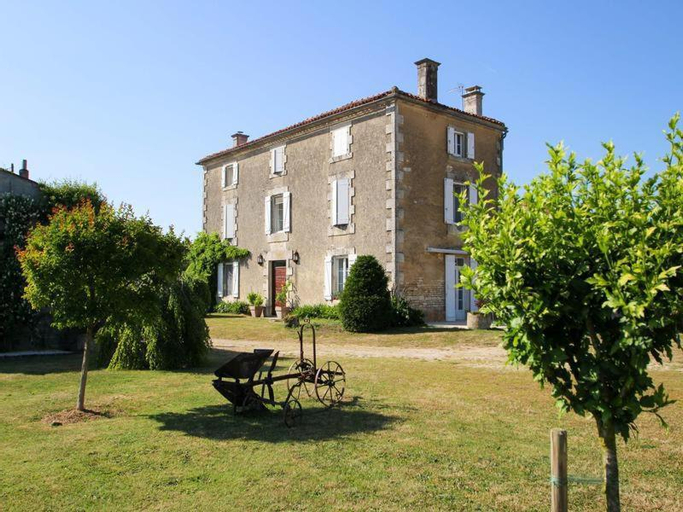 Exterior & Views 1, NO5 Chambre D'hotes, Charente