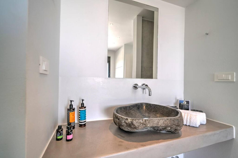 Room 5, Villa Filios - 3 Bedroom Villa With Infinity Pool, Crete