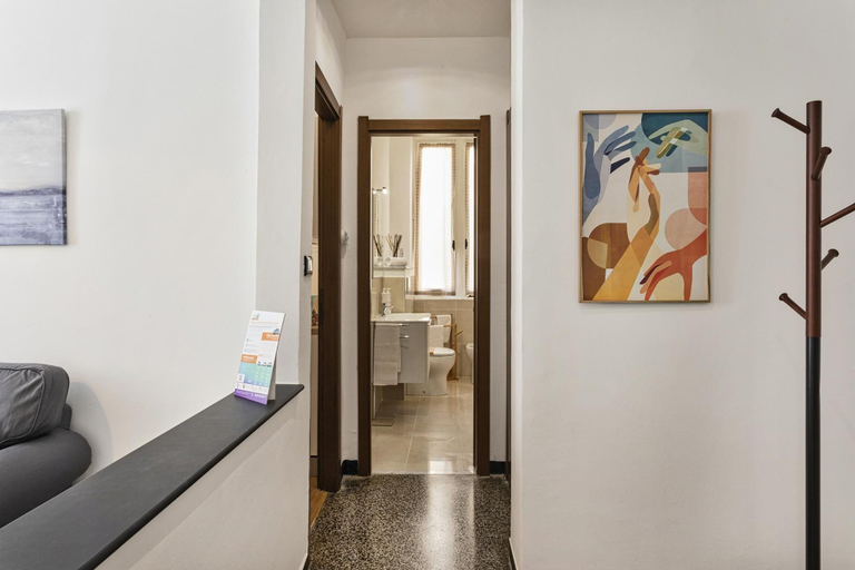 Room 5, Central Cozy Apartment by Wonderful Italy, Genova