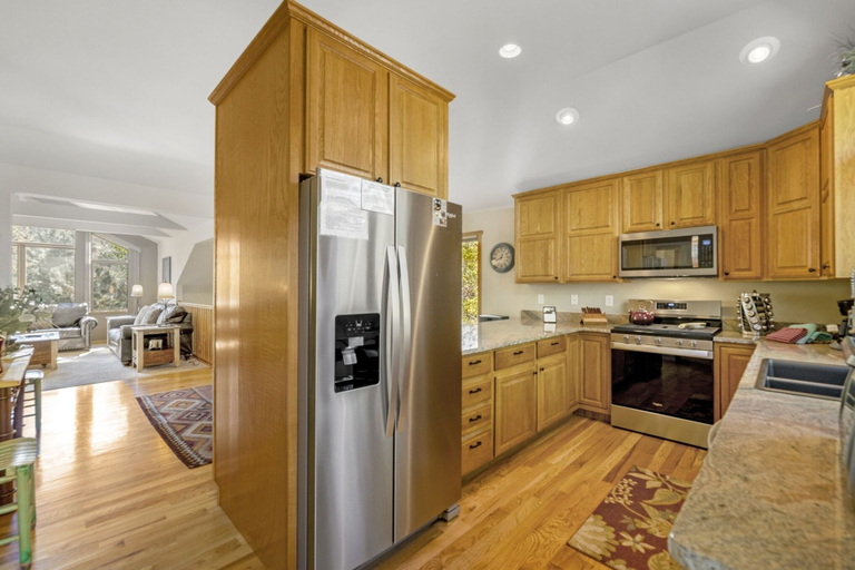 Private kitchen 4, Gateway to the Wildside - 3 Br Townhouse, Larimer