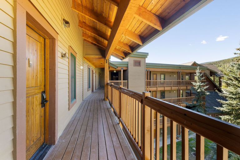 Balcony 3, 2674 Tenderfoot Lodge 2 Bedroom Condo by RedAwning, Summit