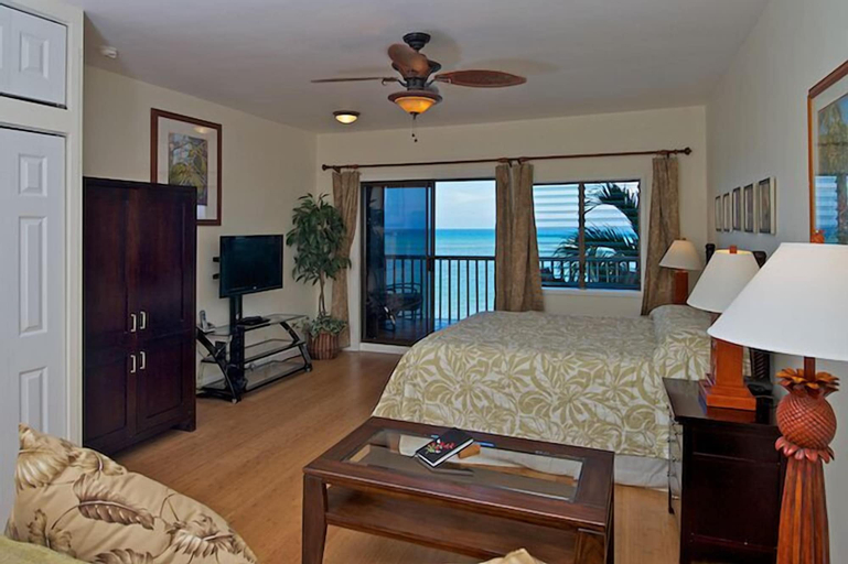 Pohailani #201 Studio Bedroom Condo by RedAwning, Maui