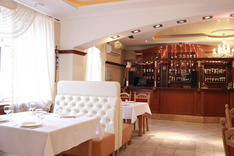 Food & Drinks 5, Hotel Smaragd, Nadvirnians'kyi