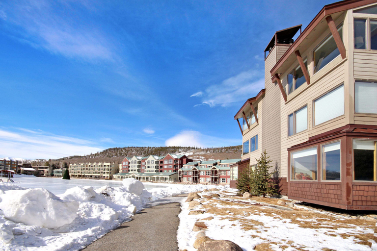 Property grounds 3, 1710 The Willows 1 Bedroom Condo by RedAwning, Summit