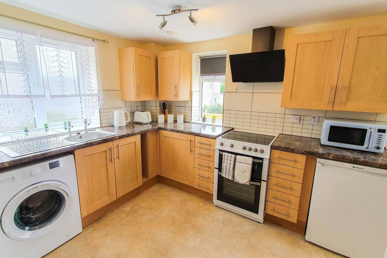 Others 5, Captivating 1-bed Apartment in Stroud, Gloucestershire