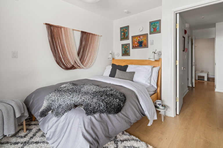 Bedroom 28