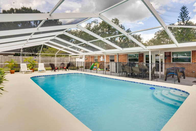 Sport & Beauty 1, Pet-friendly Lakeland Escape w/ Private Pool!, Polk