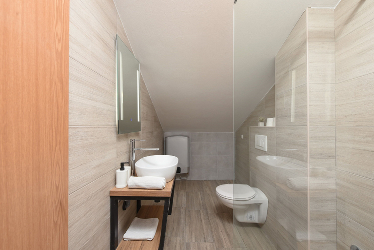 Bathroom 3, Sunset Beach Suites, Zadar