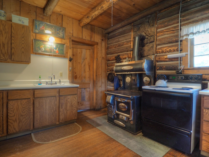 Private kitchen 5, Maccracken Stead -- Ev #3259 2 Bedroom Cabin by RedAwning, Larimer