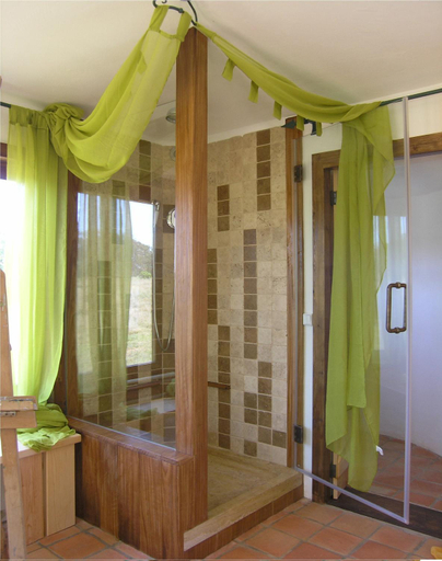 Bathroom 3, Uma Casa a Beira Sol, Lagos