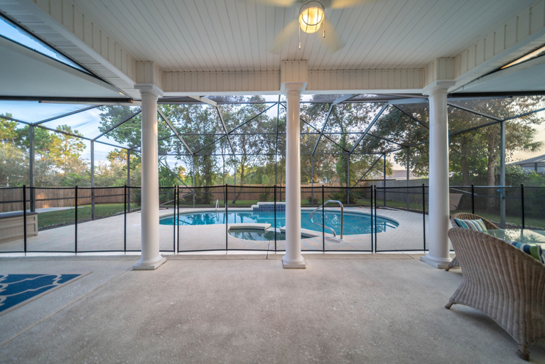 Sport & Beauty 5, Sea-renity - 3 Br home by RedAwning, Bay