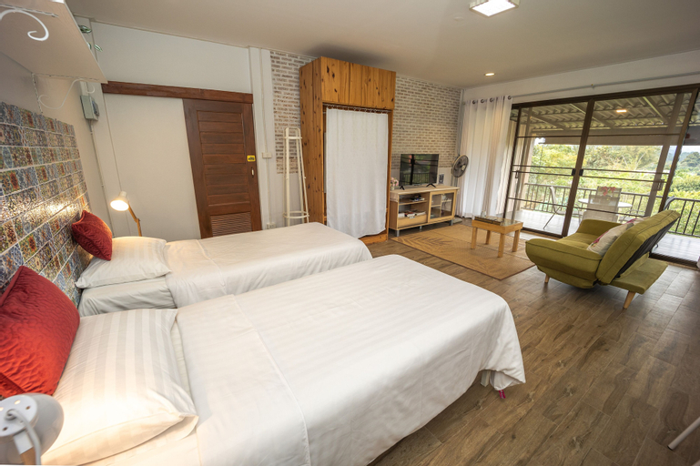Bedroom 27