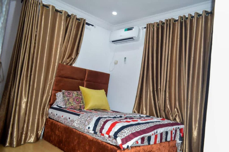 Bedroom 2, Immaculate 4-bed Apartment in Lagos, Kosofe