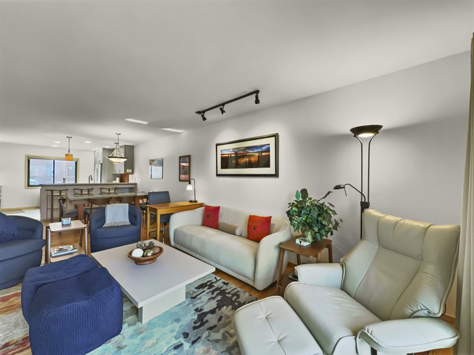 Living area 5, 732b Meadow Creek 2 Bedroom Townhouse by RedAwning, Summit