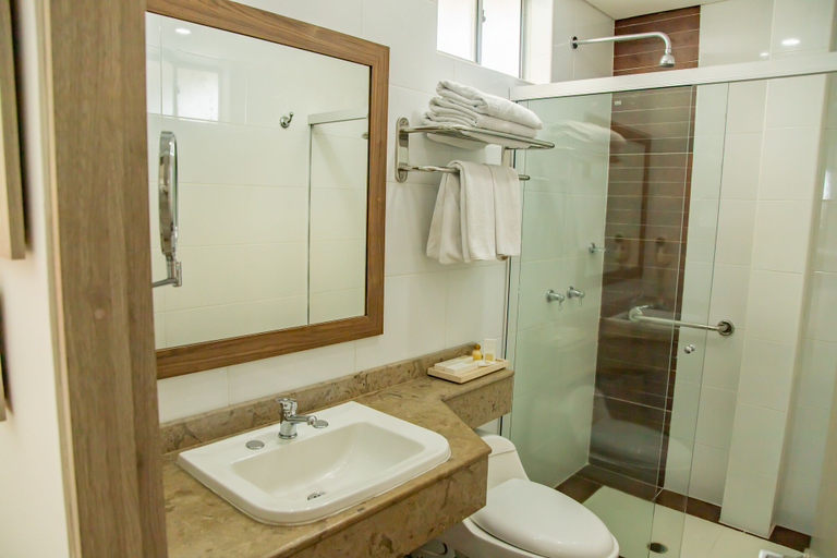 Bathroom 3, Hotel Estancia Chipichape Cali, Yumbo