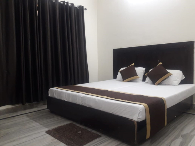 Bedroom 5, The Bird Dehradun, Dehradun