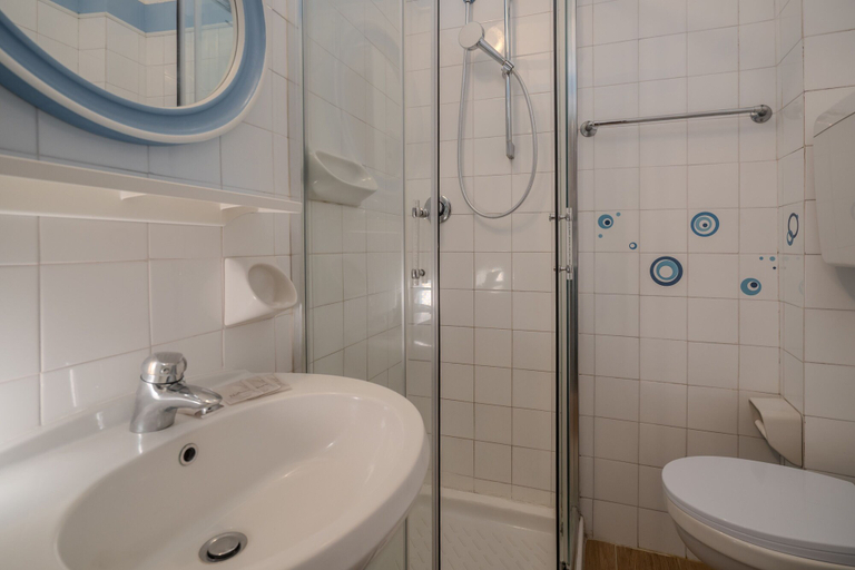 Bathroom 4, Hotel Mia, Rimini