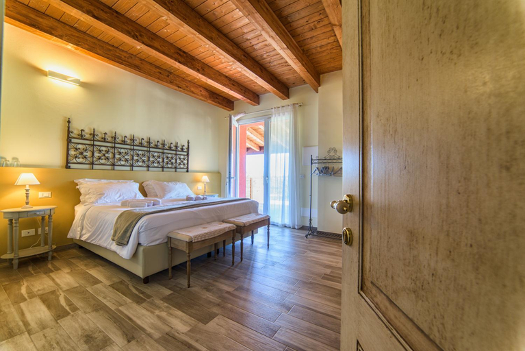Others 5, Agriturismo Podere Amati, Bologna