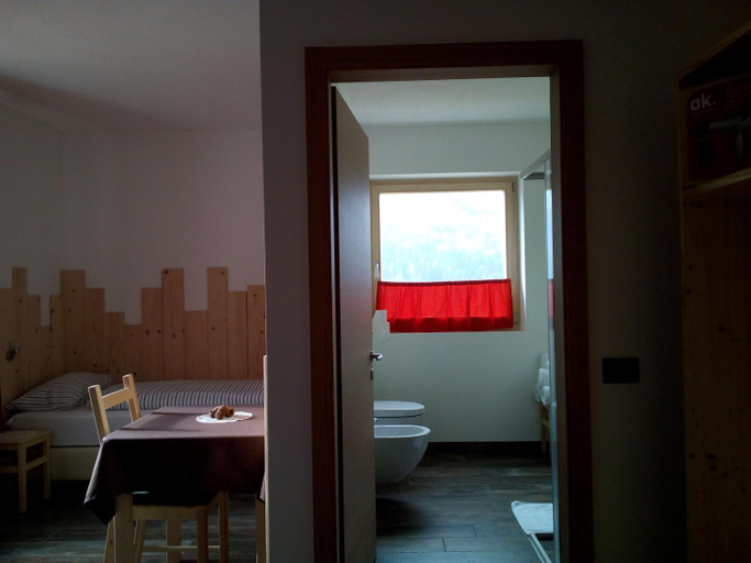 Bedroom 2, AGRITURISMO MASO PERTENER -adults friendly-, Trento