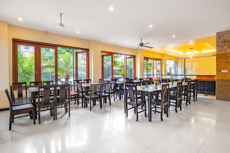 Food & Drinks 4, TYCOON PLACE GARDEN, Pattaya