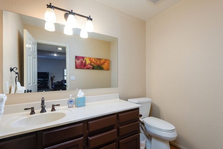 Bathroom 5, Casa Kierland 4 Bedroom Home by RedAwning, Maricopa