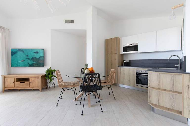 Others 2, Aura Residence, Cagliari
