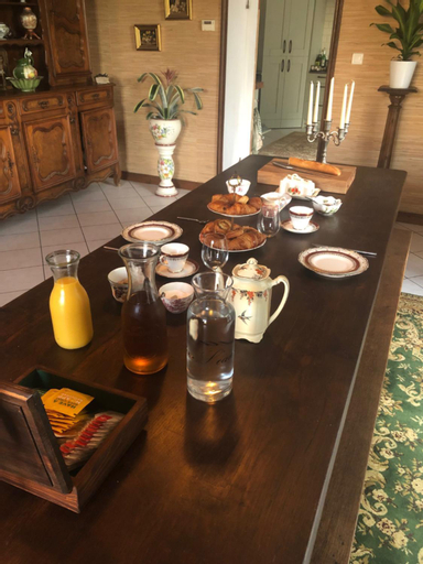 Food & Drinks 5, NO5 Chambre D'hotes, Charente