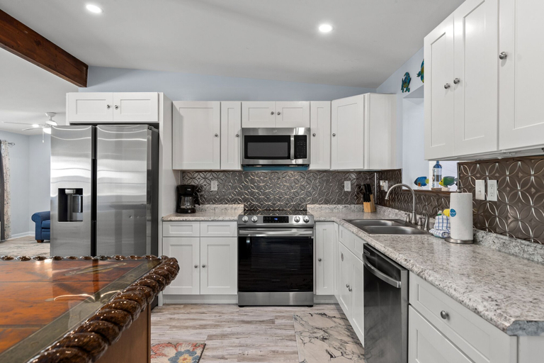 Others 4, 3511 Treasure Cir - Hidden Treasure, Bay