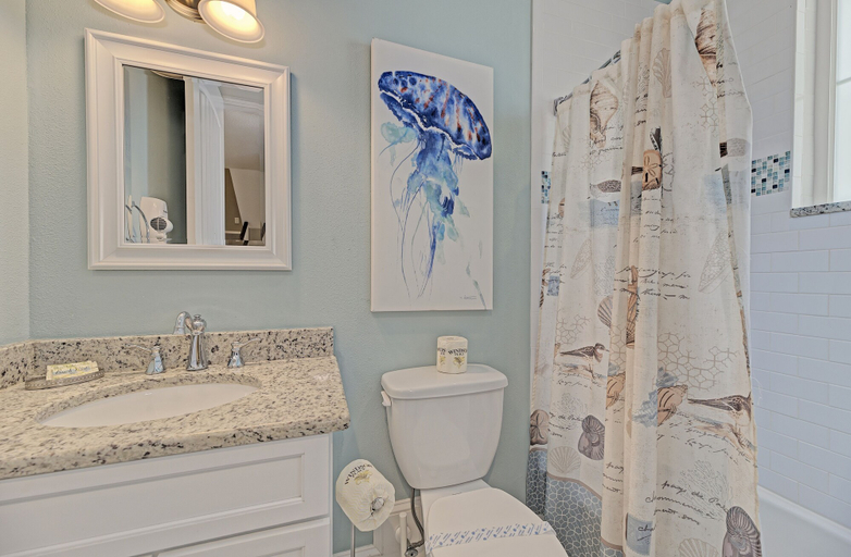 Bathroom 4, Oasis by the Beach managed by the Beach Retreats, Manatee