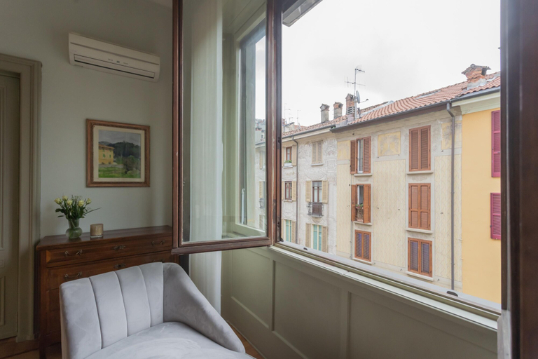 Room 5, Garibaldi s Balcony in Como, Como