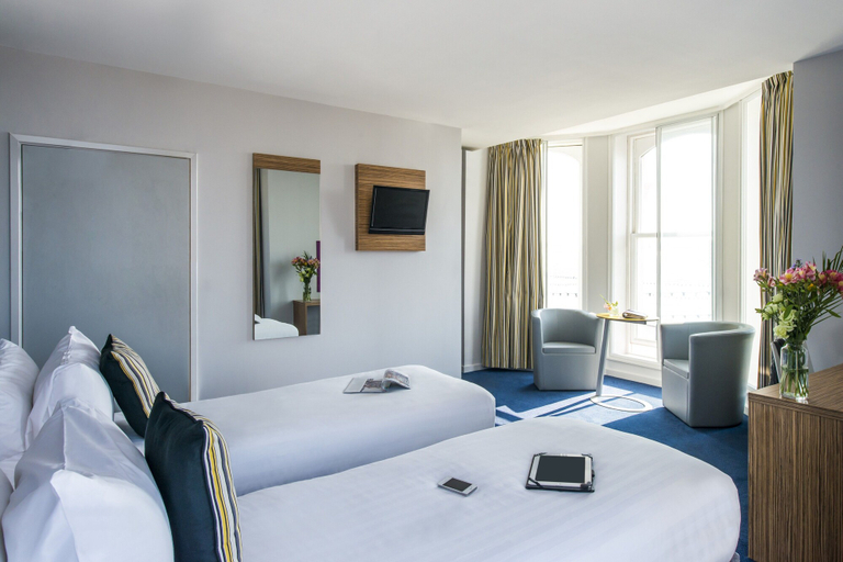Bedroom 3, Forshaws Hotel - Blackpool, Blackpool
