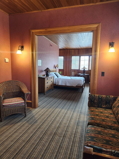 Bedroom 3, Roycroft Inn, Erie