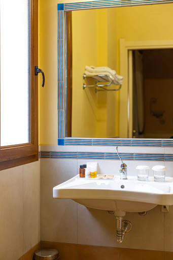 Bathroom 5, LVG Hotel Collection - La Rosa dei Venti, Carbonia-Iglesias