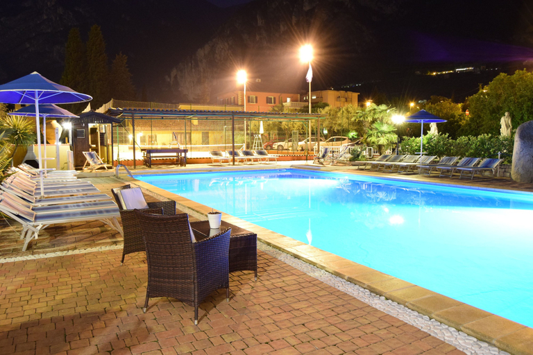 Pool 3, Residenza Le Due Torri Apartments, Trento