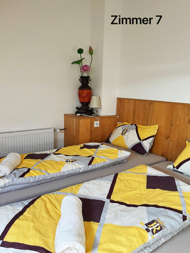 Others 2, Zimmer in Ein Haus mit Waschmaschine, Mönchengladbach