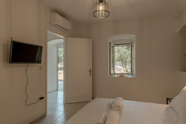 Room 2, Magganos House Kefalonia, Ionian Islands