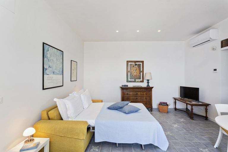 Bedroom 4, Yellow Suite a Recco by Wonderful Italy, Genova